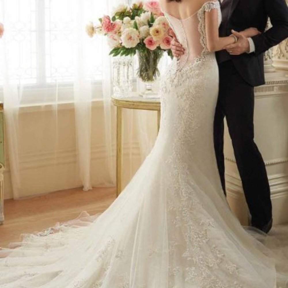 SOPHIA TOLLI WEDDING DRESS / GOWN